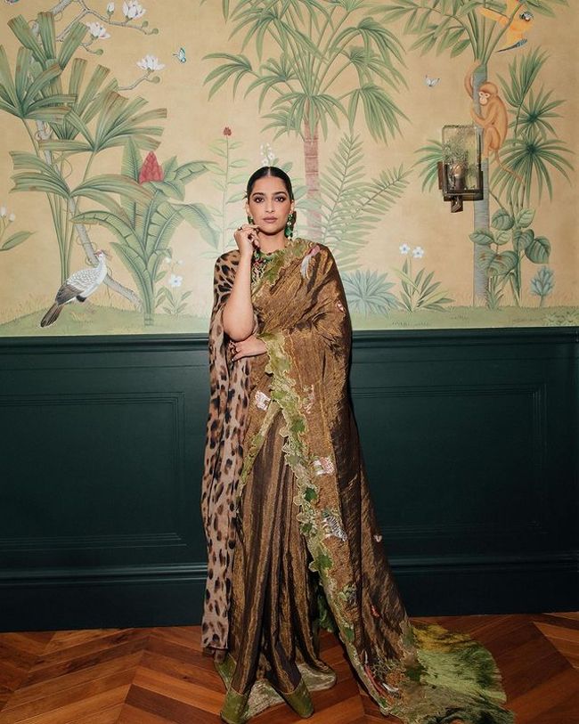 Gorgeous Clicks Of Sonam Kapoor